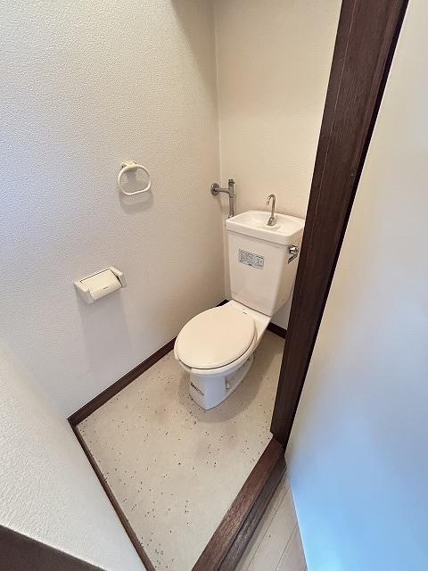 トイレ　トイレ