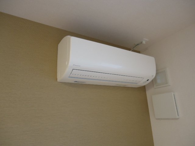 その他設備　エアコン（２台付）