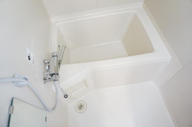 バス・シャワールーム　浴室