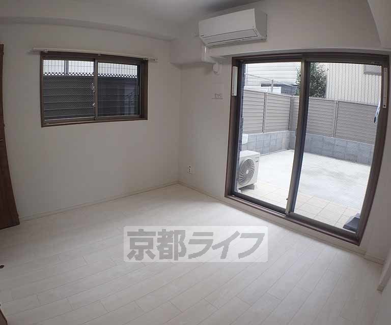 居室・リビング　綺麗なお部屋です。