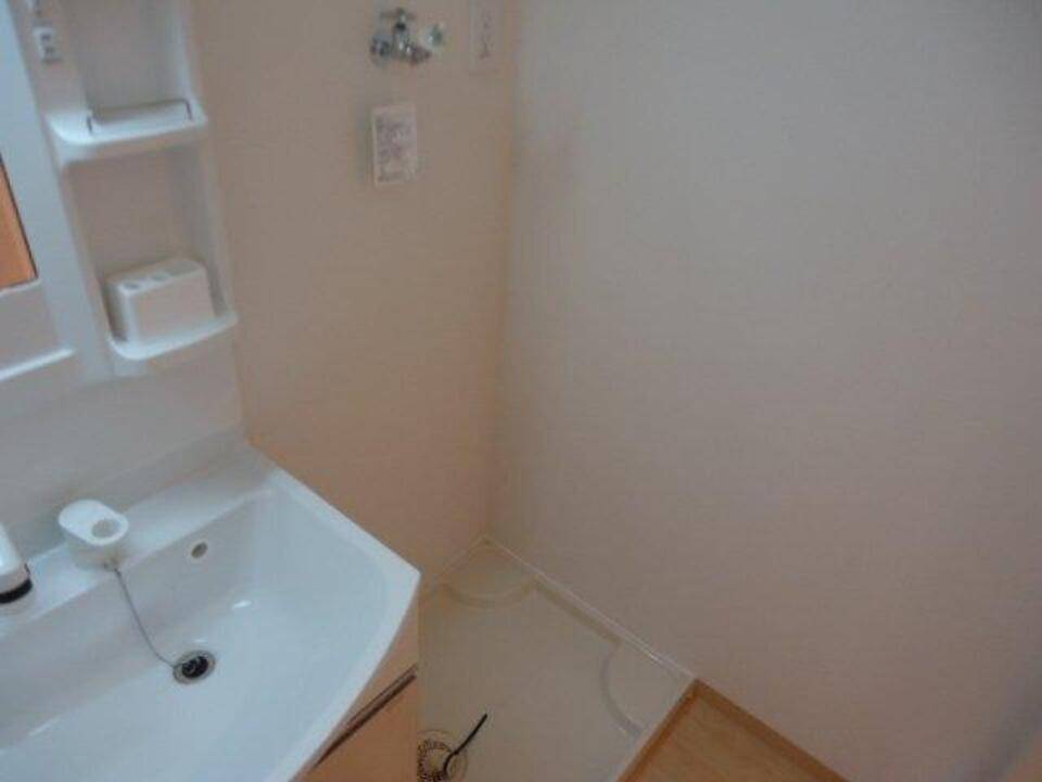 洗面設備　洗濯機置場