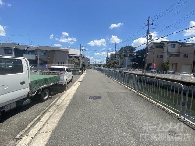 その他　前面道路（その他）まで1m
