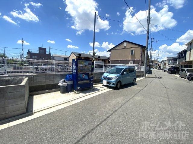 その他　前面道路（その他）まで1m