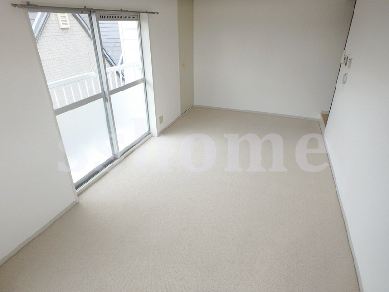 居室・リビング　広々としたきれいなお部屋です☆