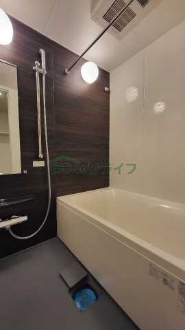 バス・シャワールーム　別部屋参考写真となります。