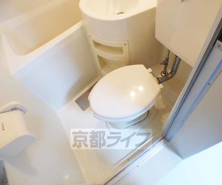 トイレ　清潔感のあるトイレです。