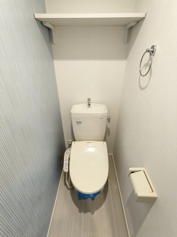 トイレ　105号室