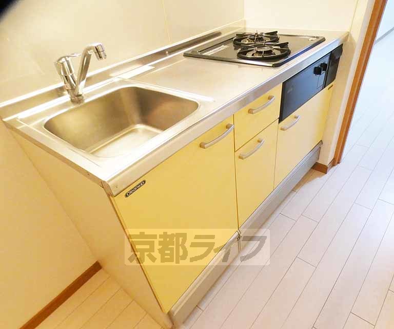 キッチン　収納もついています