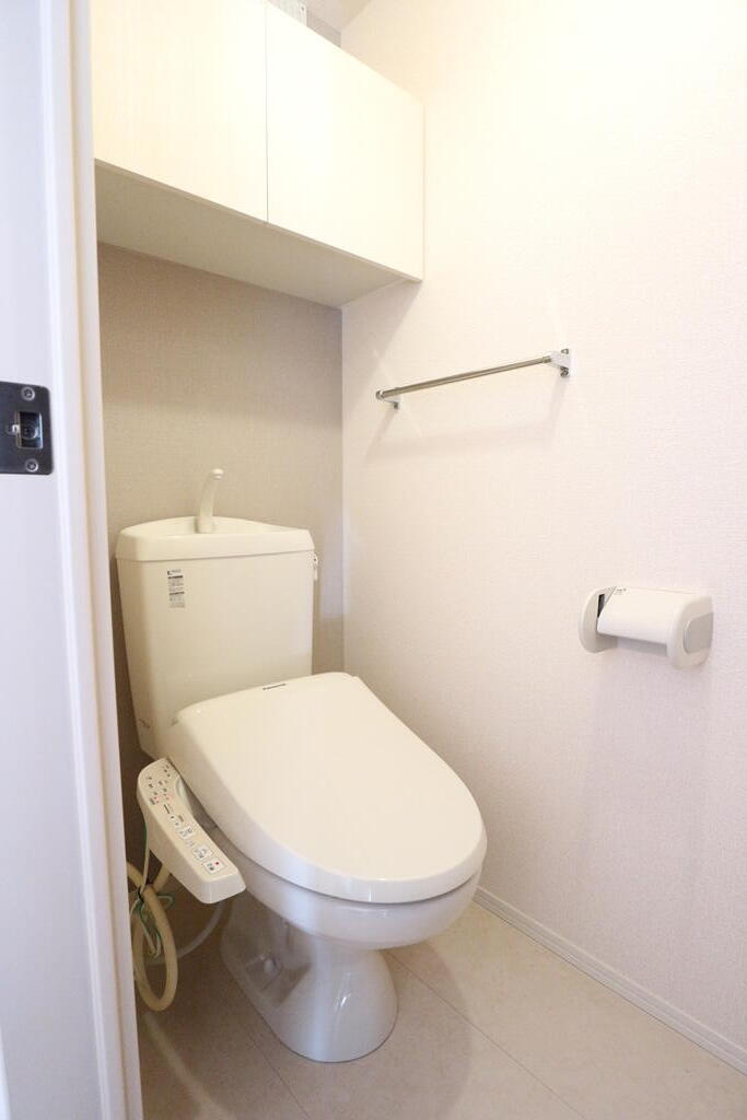 トイレ　※他号室参考写真