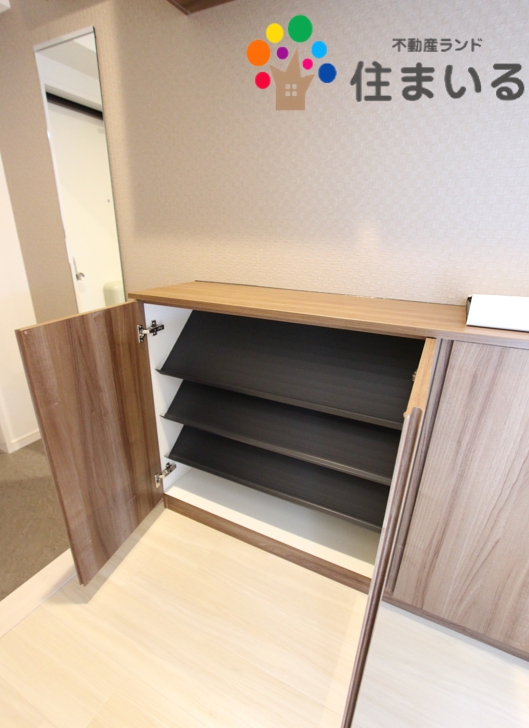 コンビニ　セブンイレブン名古屋鳴海町母呂後店（コンビニ）まで402m