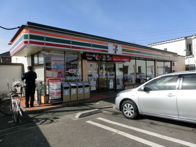 コンビニ　セブンイレブン（コンビニ）まで370m