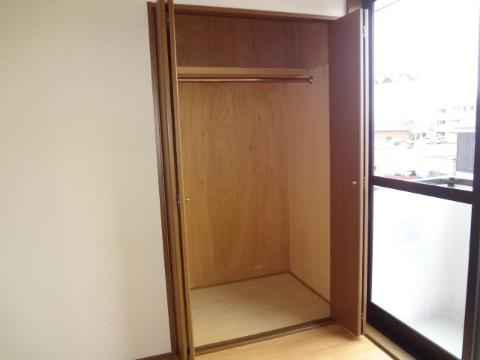 収納　クローゼット