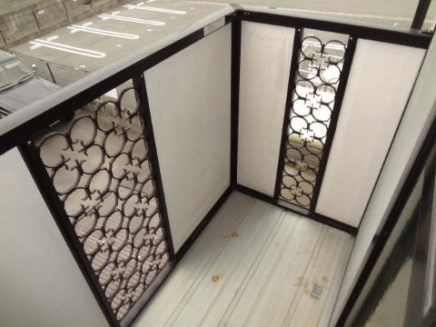 バルコニー　ベランダ