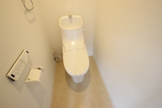 トイレ　※別部屋の写真です