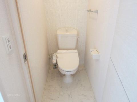 トイレ　シャワー付トイレ（イメージ）