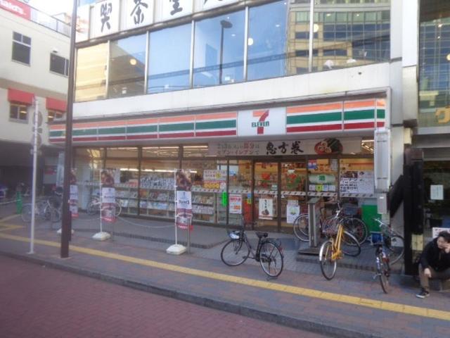コンビニ　セブンイレブン大田区西蒲田3丁目店（コンビニ）まで418m
