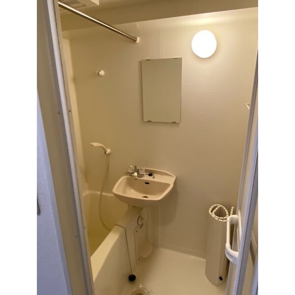 バス・シャワールーム　※反転タイプ