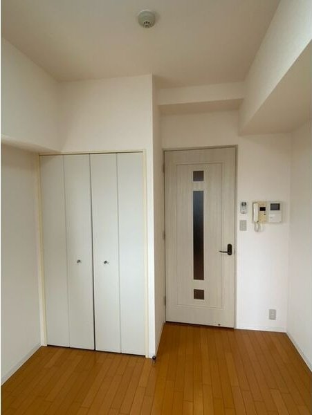 居室・リビング　※反転タイプ