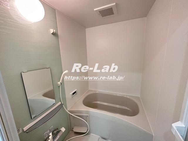 バス・シャワールーム　※参考として他のお部屋の写真