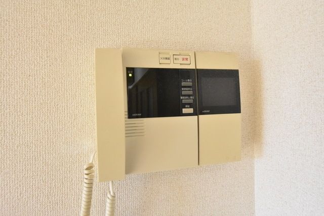 セキュリティ　★不意な訪問者も確認できる安心モニターホン★