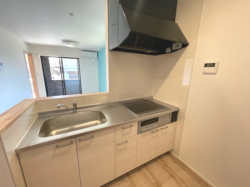 キッチン　IHコンロ付きシステムキッチン