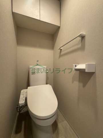 トイレ　反転タイプ・別部屋参考写真