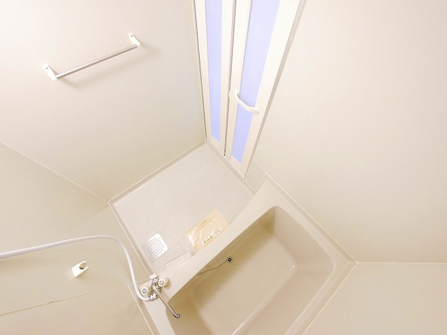 バス・シャワールーム　お風呂で日々の疲れを落としましょう