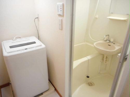 その他設備　洗濯機も付いています