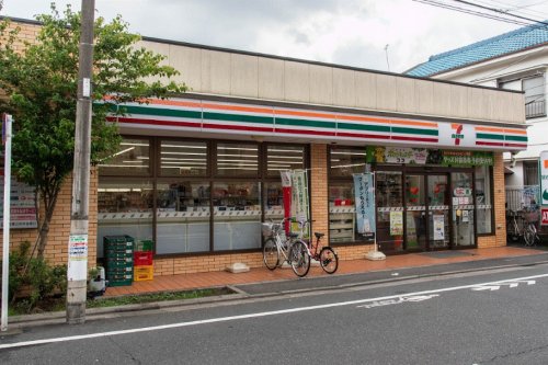 コンビニ　セブンイレブン 千住寿町店（コンビニ）まで719m