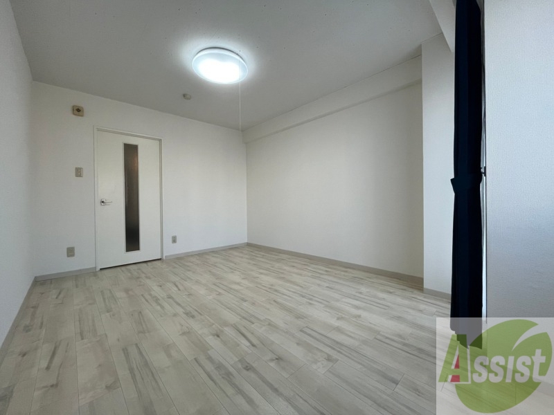 居室・リビング　広くてキレイなお部屋が広がっていて、充実した生活が送れそう。