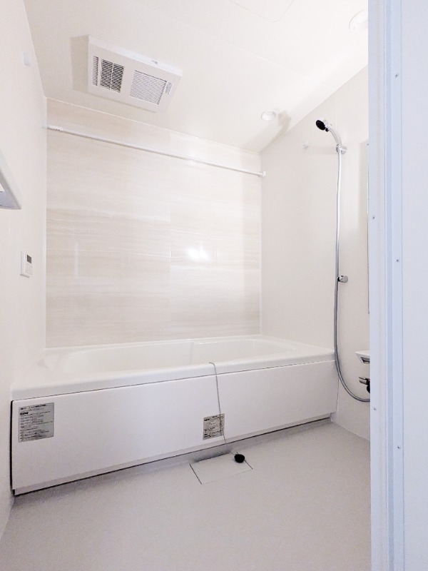 バス・シャワールーム　図面と現状に相違がある場合には現状を優先