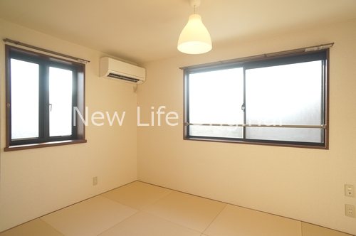 その他部屋・スペース　モダン畳がオシャレな和室です☆※家具・小物等は付きません。