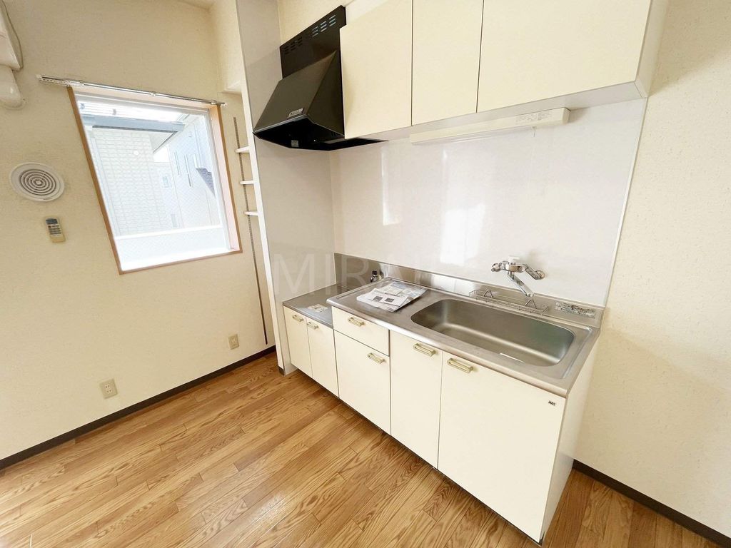 キッチン　別部屋反転タイプ