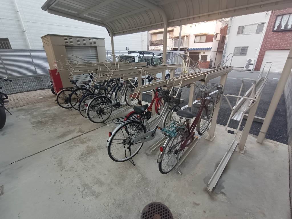 その他　駐輪スペースです。