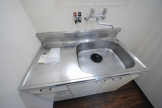 キッチン　写真は２０１号室