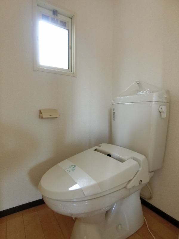 トイレ　図面と現状に相違がある場合には現状を優先