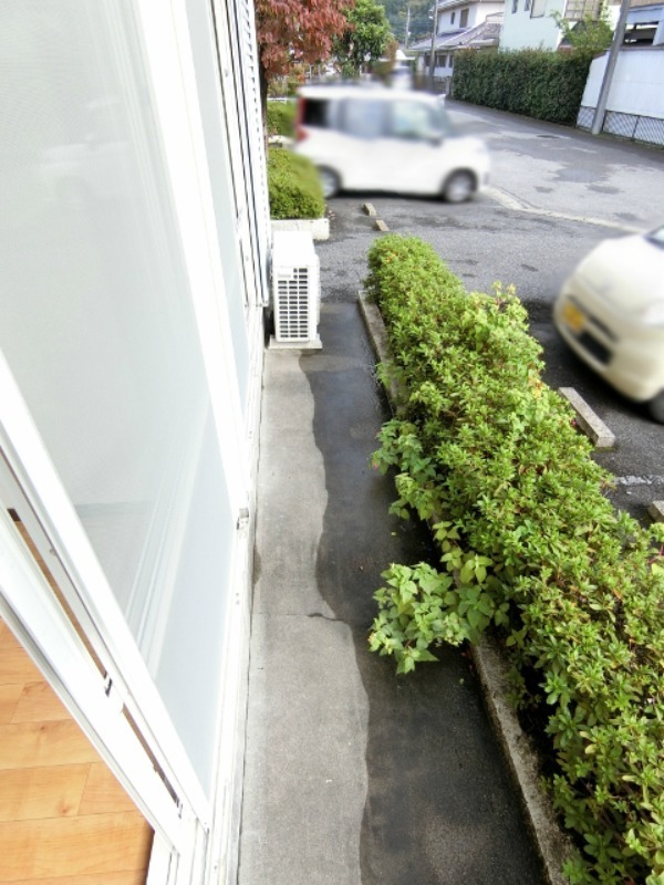 庭　図面と現状に相違がある場合には現状を優先