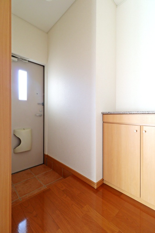 玄関　図面と現状に相違がある場合には現状を優先