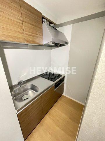 キッチン　※反転間取りのお部屋の画像です※現況を優先します