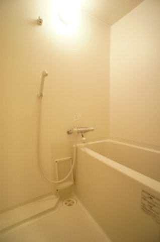 バス・シャワールーム　日々の暮らしに欠かせないお風呂です