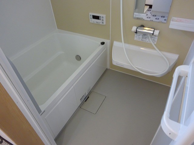 バス・シャワールーム　★お問い合わせは【048-776-5175】レーベンハウス上