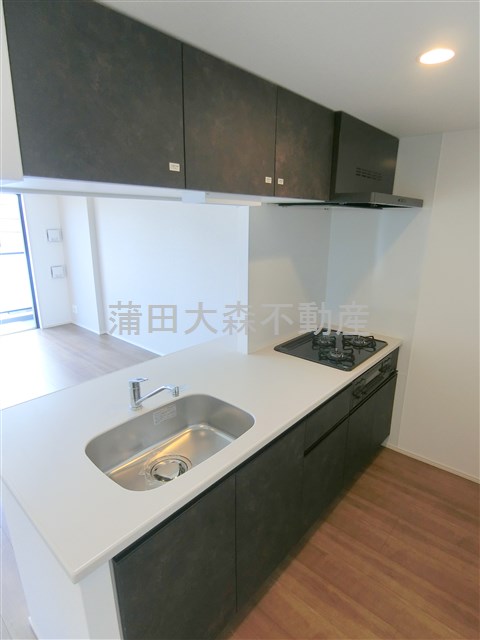 キッチン　キッチン　3口ガスグリル付きシステムキッチン