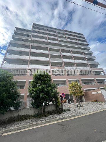 建物外観　外観は落ち着いています