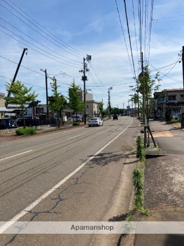 その他　前面道路（その他）まで0m