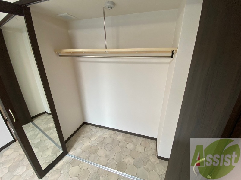 収納　寝室のクローゼットにもたくさん収納出来ますね！