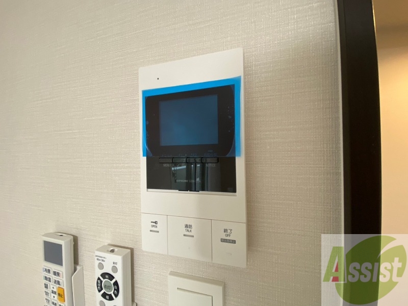 セキュリティ　ＴＶモニター付インターホンです。来客者の顔が見えるので安心！