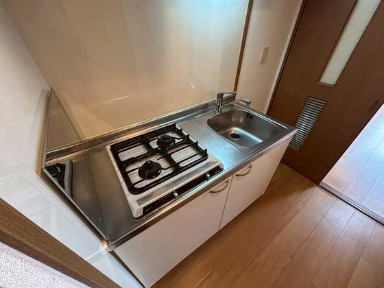 キッチン　※別部屋の写真です