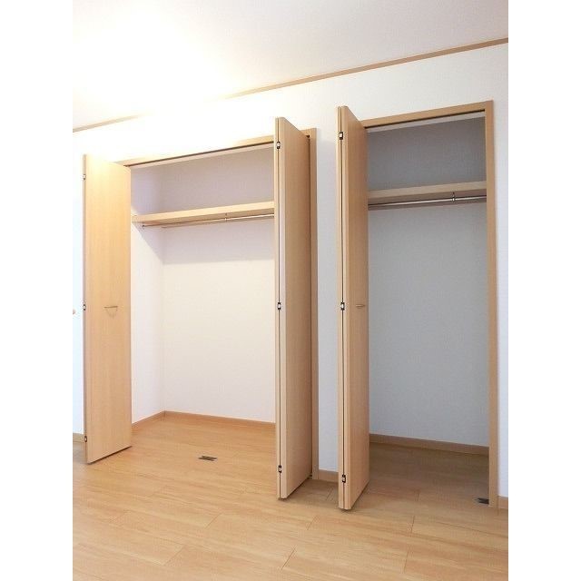 収納　クローゼット