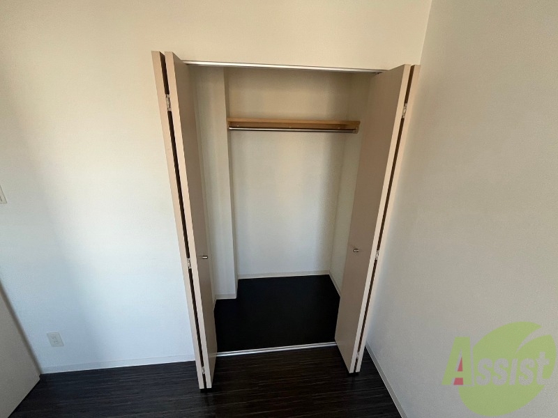 収納　クローゼットがありました。お洋服や荷物はここへ