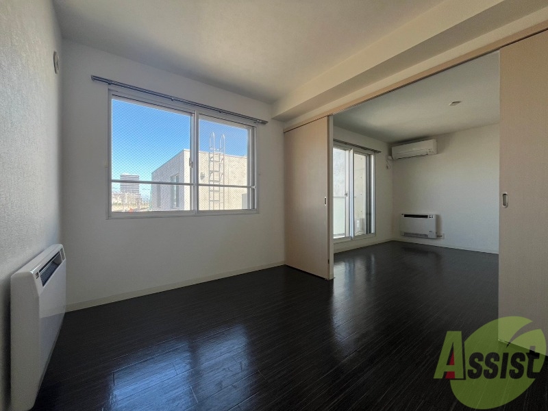 その他部屋・スペース　寝室を撮影しました。お昼寝したくなりますね。